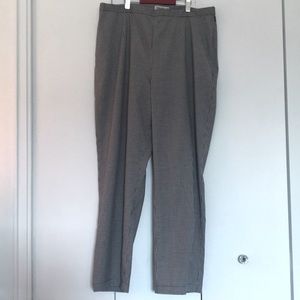 Women's Eddie Bauer Black and White Gingham Cotton Pant, Size 16